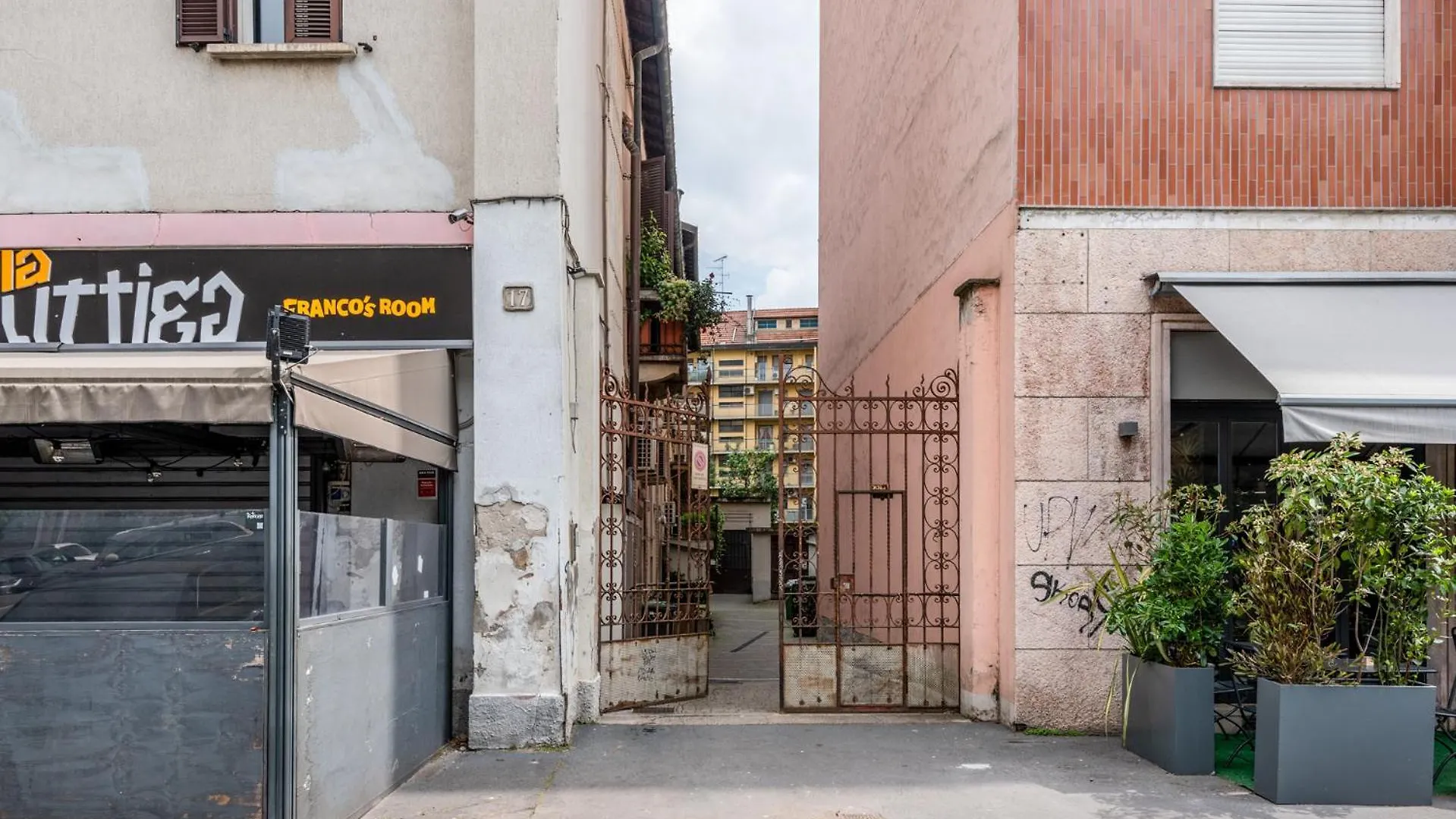 Loftino Bocconi - La Vista Apartments Милан Италия